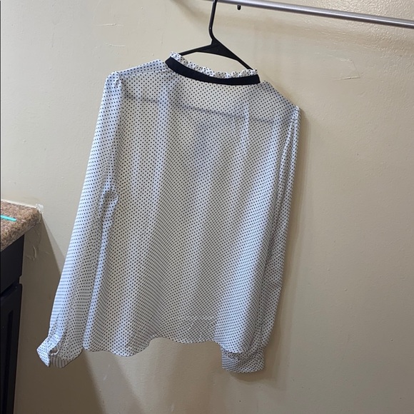 Active use blouse - Picture 2 of 3